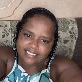 Babysitter in Recife: Carmem
