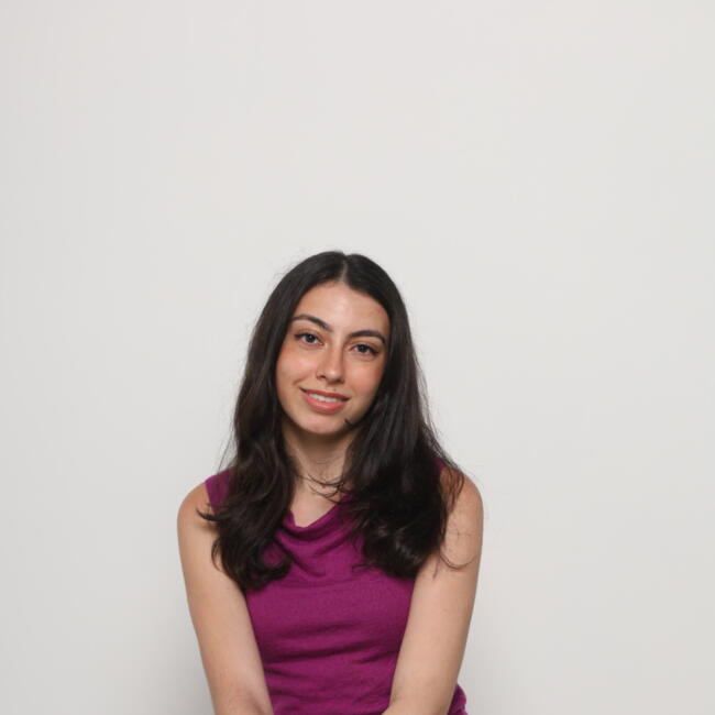 Babysitter in Toronto: Nicole