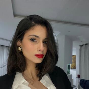 Baby-sitter in Colombes: Zeineb