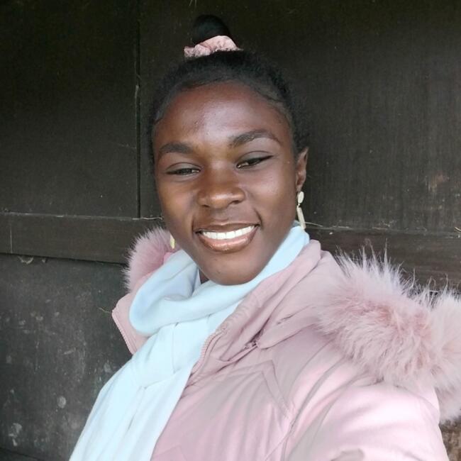 Babysitter in Edinburgh: Josephine