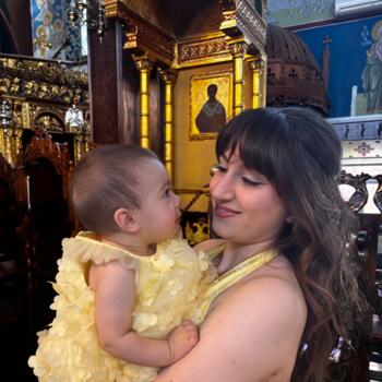 Babysitter Nicosia: Antreana