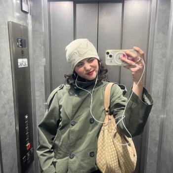 Babysitter in Grenoble: Angele
