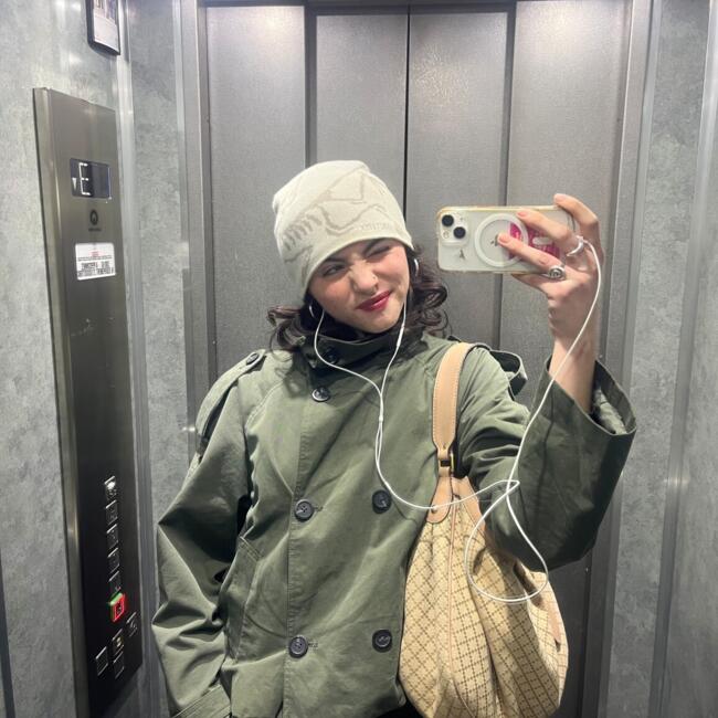 Babysitter in Grenoble: Angele