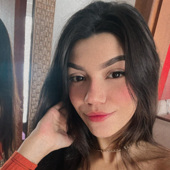 Babysitter in Itapema: Julia