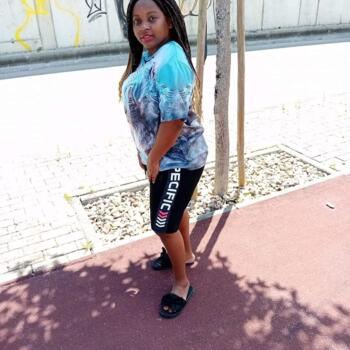 Babysitter in Pombal: Beldina