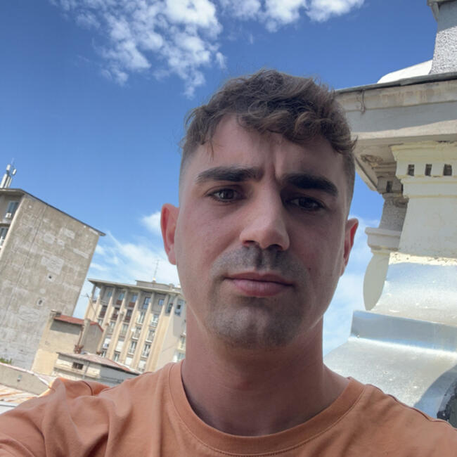 Babysitting job in Tirana: Klevis