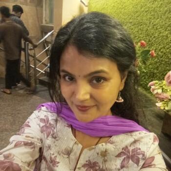 Babysitter Lucknow: Sunita