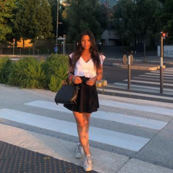 Babysitter in Boulogne-Billancourt: Jade
