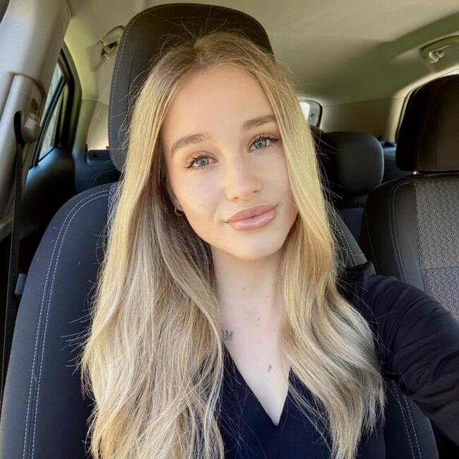 Varuška v Mengeš: Lara