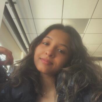 Babysitter Leiria: Júlia