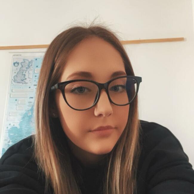 Babysitter in Hradec Králové: Eliška