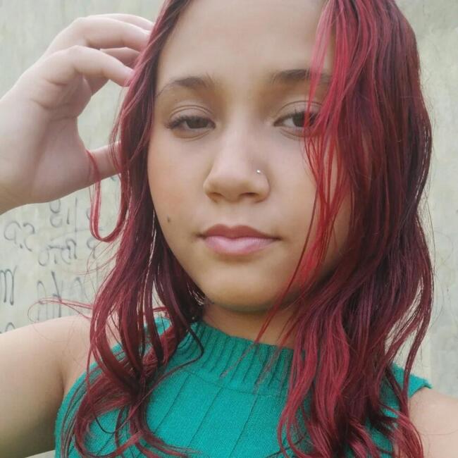 Babysitter in Três Lagoas: Brenda