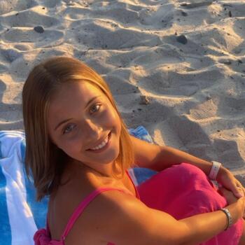 Babysitter Westville: Erin