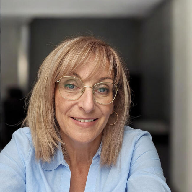 Bébiszitter Debrecen területén: Ida