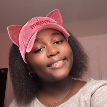 Baby-sitter in Gatineau: Erika