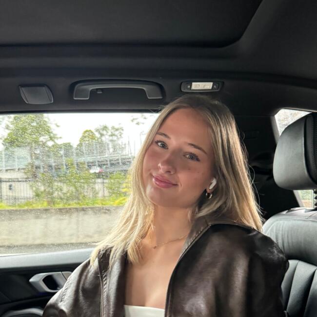 Babysitter in Armidale: Sidney