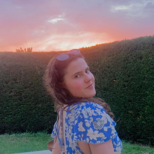 Babysitter in Trans-en-Provence: Scarlett