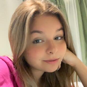 Babysitter em Lagos: Beatriz