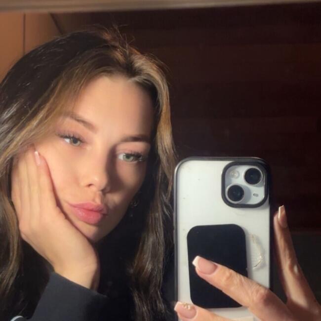 Babysitter in Lochristi: Chloe