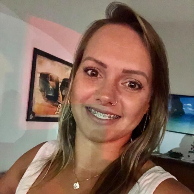 Babá em Itapema: Jenifer