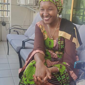 Babysitter in Elsene: Aisha