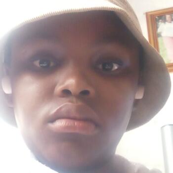 Babysitter Soweto: Mbalenhle