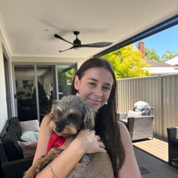 Babysitter Perth: Naomi