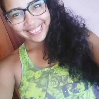 Babysitter Manaus: Larissa Costa