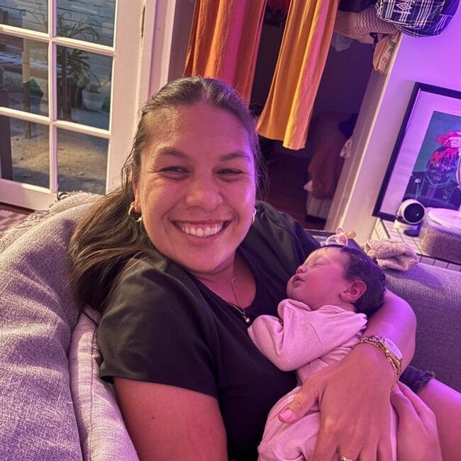 Babysitter in Gold Coast: Casey