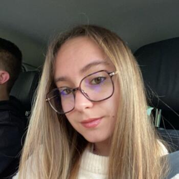 Babysitter in Tocane-Saint-Apre: Anaïs