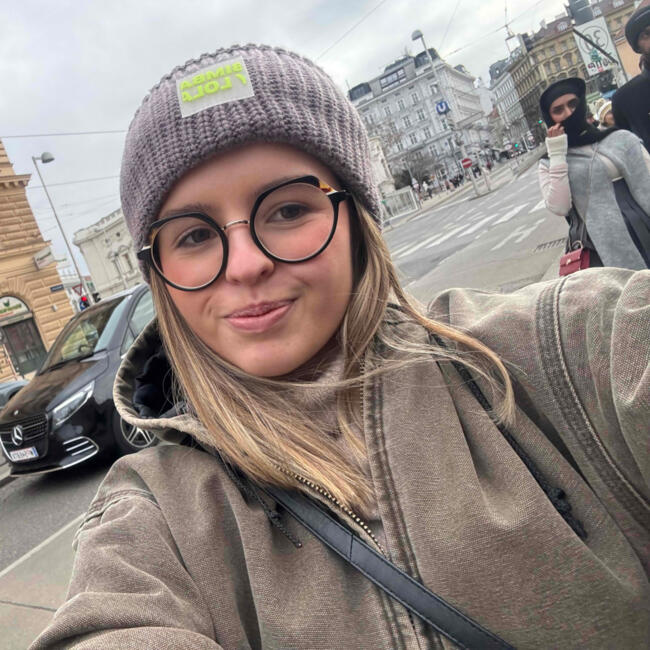 Babysitter in Palencia: Laura