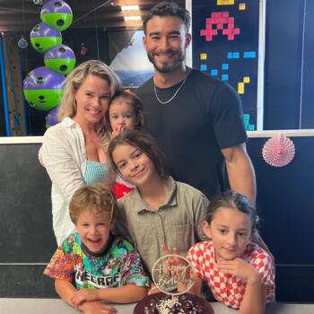 Δουλειά για babysitter στην περιοχή Papamoa: δουλειά φύλαξης παιδιών Felipe