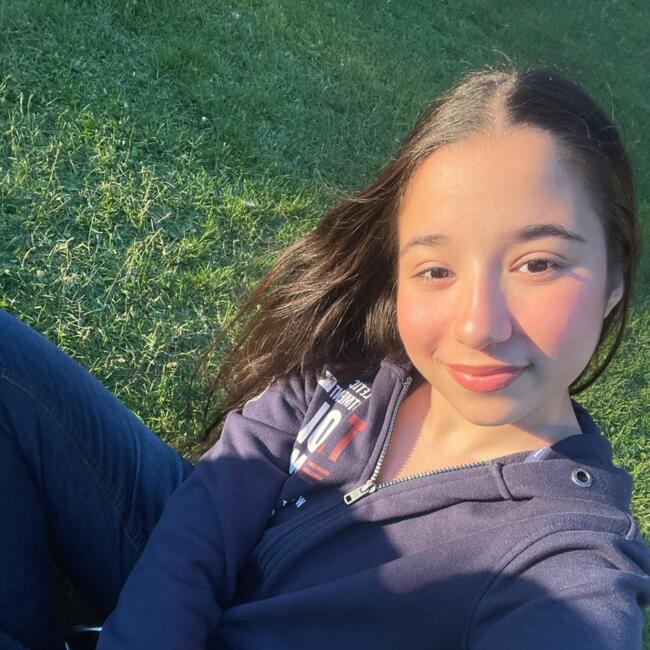 Babysitter in Wiesbaden: Dzhana