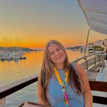 Babysitter in Dendermonde: Naomi