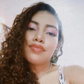 Niñera en Artigas: Tahina