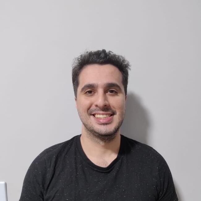 Babysitting job in Foz do Iguaçu: Luiz