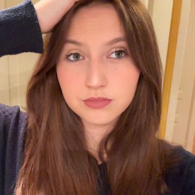 Babysitter in Crest: Vaïtiare