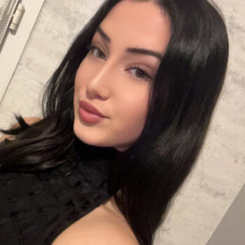 Babysitter Dombasle-sur-Meurthe: Flora