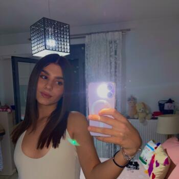Babysitter in Chania: Μιχαέλα