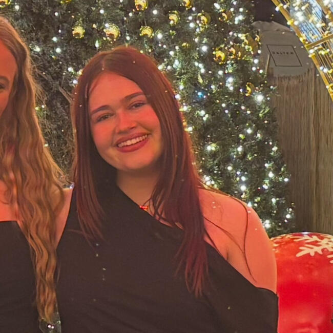 Babysitter in Sydney: Madi