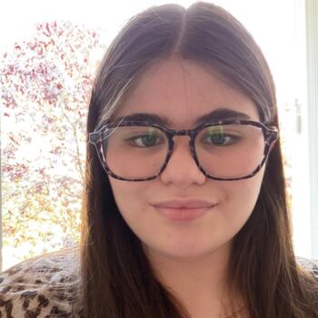 Babysitter in Saint-Léonard-de-Noblat: Maiwen