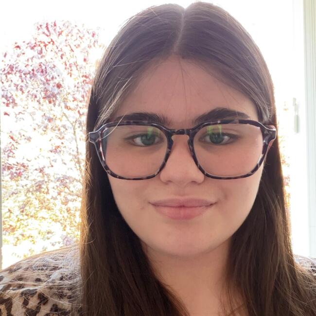 Babysitter in Saint-Léonard-de-Noblat: Maiwen