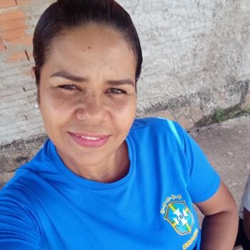 Babá em Cuiabá: Silvia Letícia