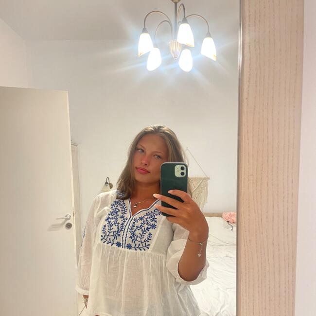 Lastenhoitaja Lintumetsä: Marie