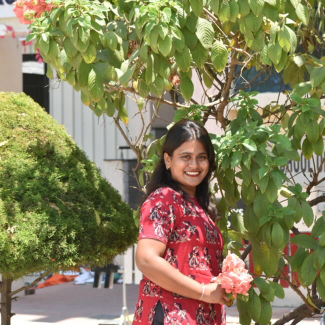 बंगलौर में बेबीसिटर: Nayana