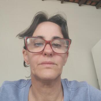 Babysitter in Uberlândia: Rose