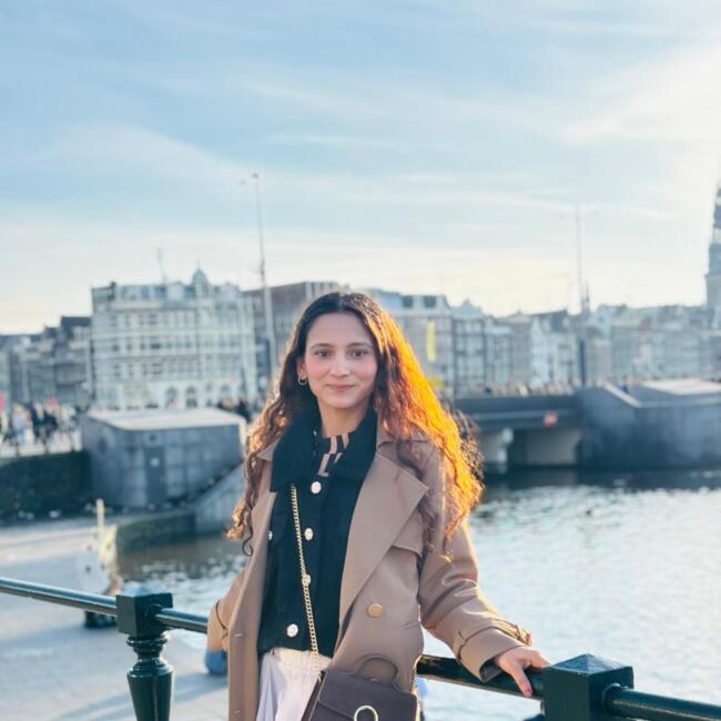 Babysitter in Utrecht: Mandira