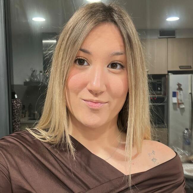 Babysitter in Terrassa: Adela