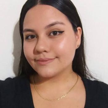 Babysitter in São José dos Pinhais: Luana