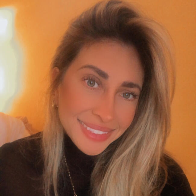 Babysitter in Cork: Ana Maria